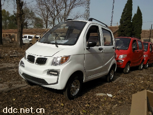  知影小宝马四轮电动车